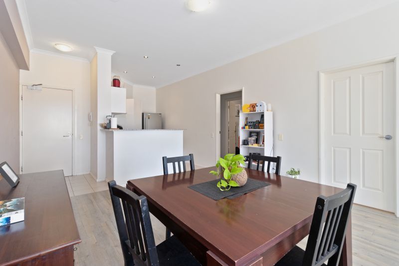 Central Living & Resort Style!