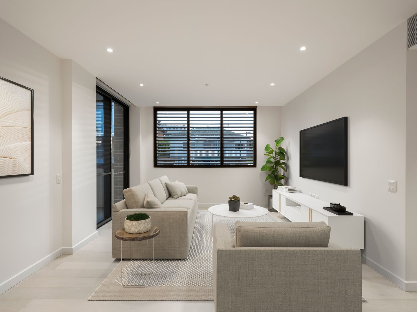 Expansive Outdoor Entertaining