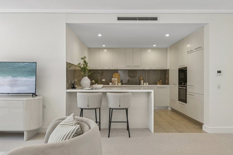 Light-filled Garden Apartment with Space, Privacy and Style