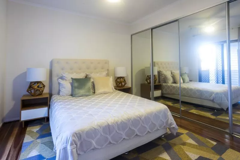 Hacienda – north-facing contemporary home