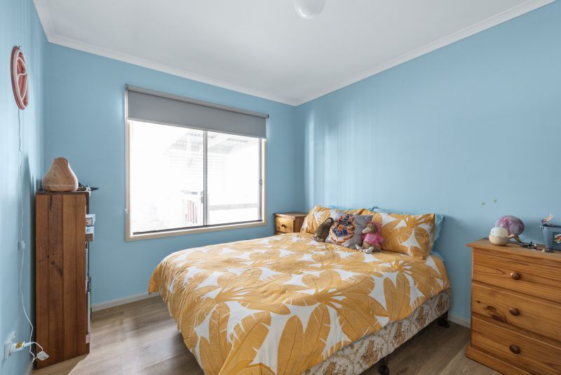 Stylish Living with Tranquil Bushland Views