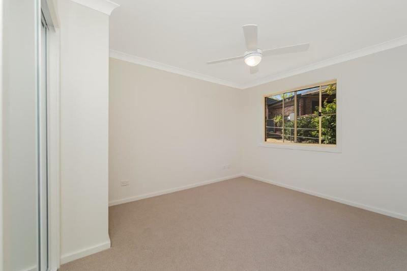 Stylish Refurbished Unit with Spacious Balcony for Relaxing