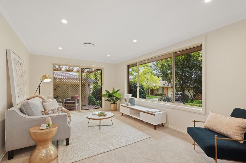 Stunning Villa within a stone's throw to 12 Acres of Parklands
