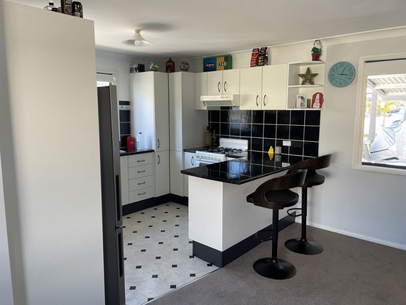 Beautifully presented 2 bedroom home.