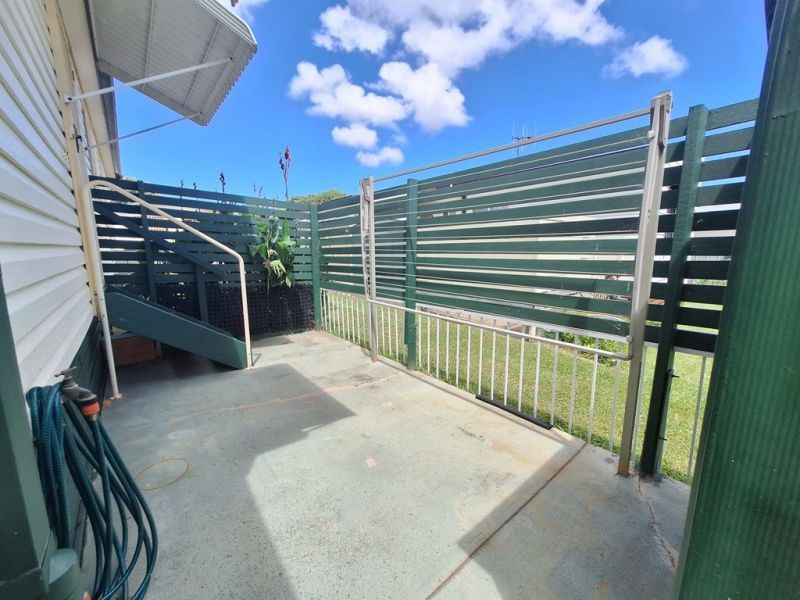 Corner Block with Room to Shine