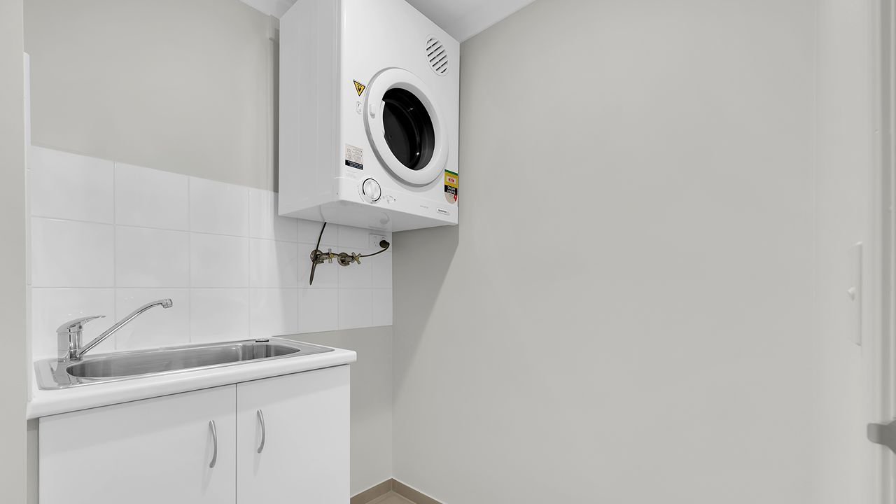 One Bedroom + Study | Apartment 302