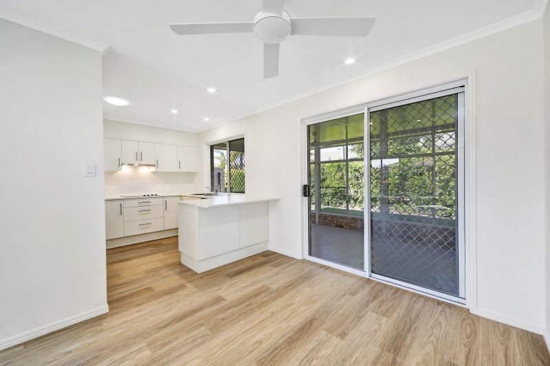 Garden Oasis, 3 Bedroom Villa, ready to go!