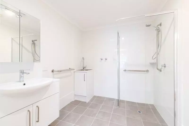 Spacious serviced apartment filled with natural light