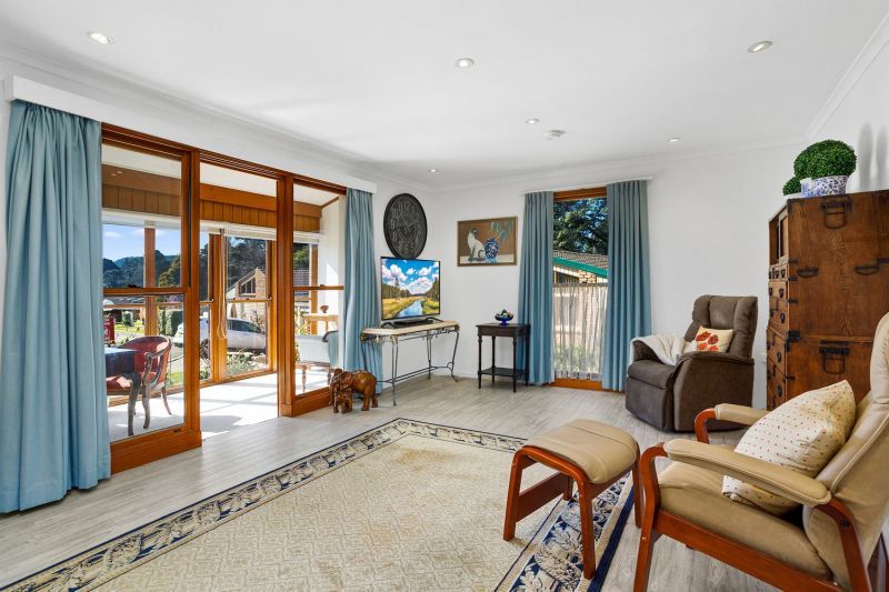 DEPOSIT TAKEN Golf course views