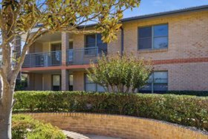 Space, Privacy & Style - 2 Bed, 2 Bath Layout