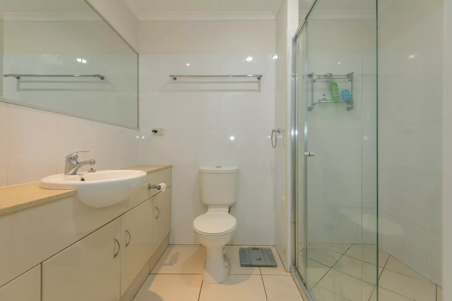 Charming Lifestyle Living