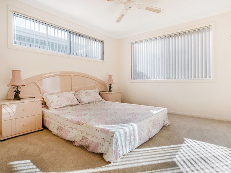 Ready to move in lakeside living