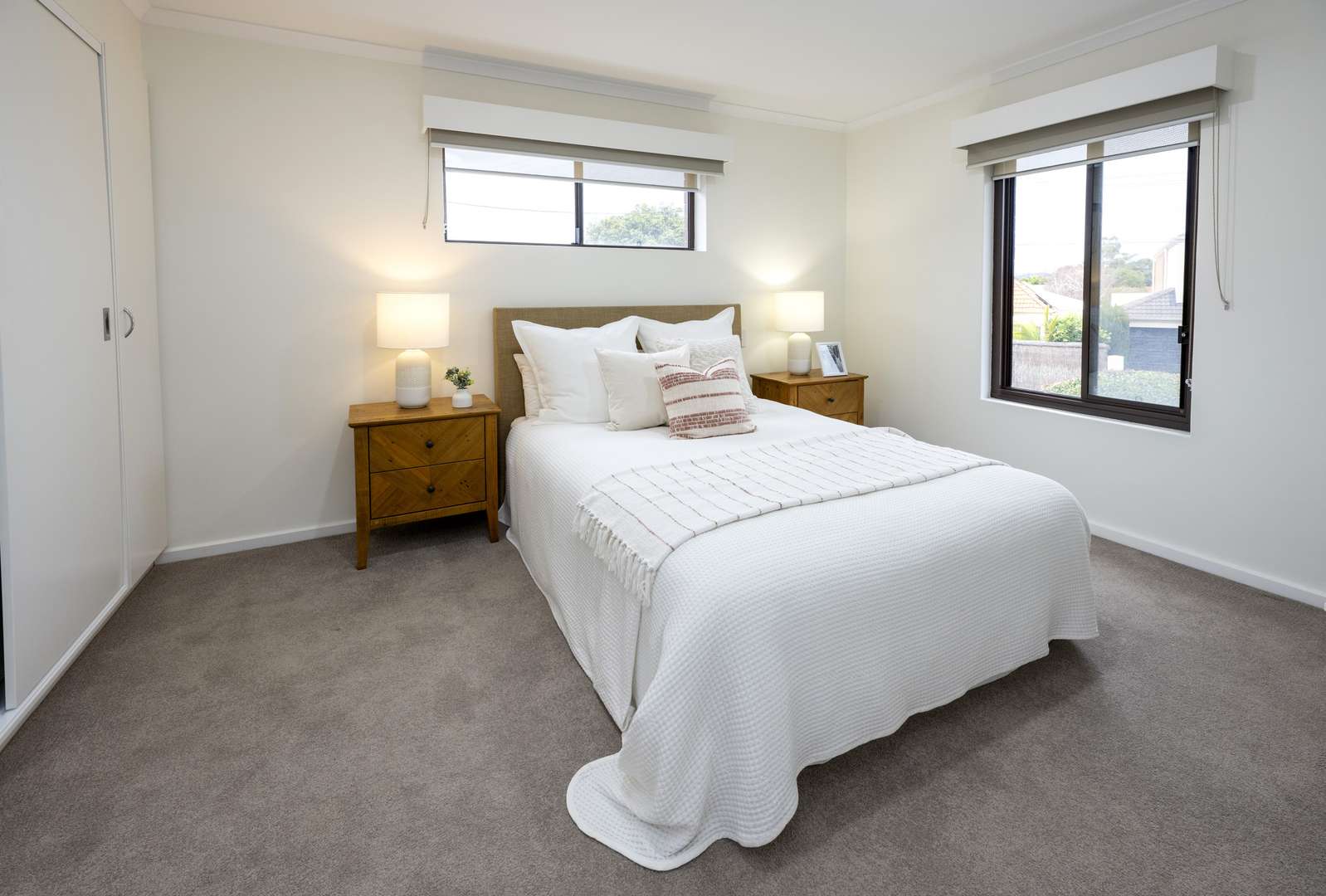 Eldercare Oxford Units: spacious two-bedroom apartment near the beach