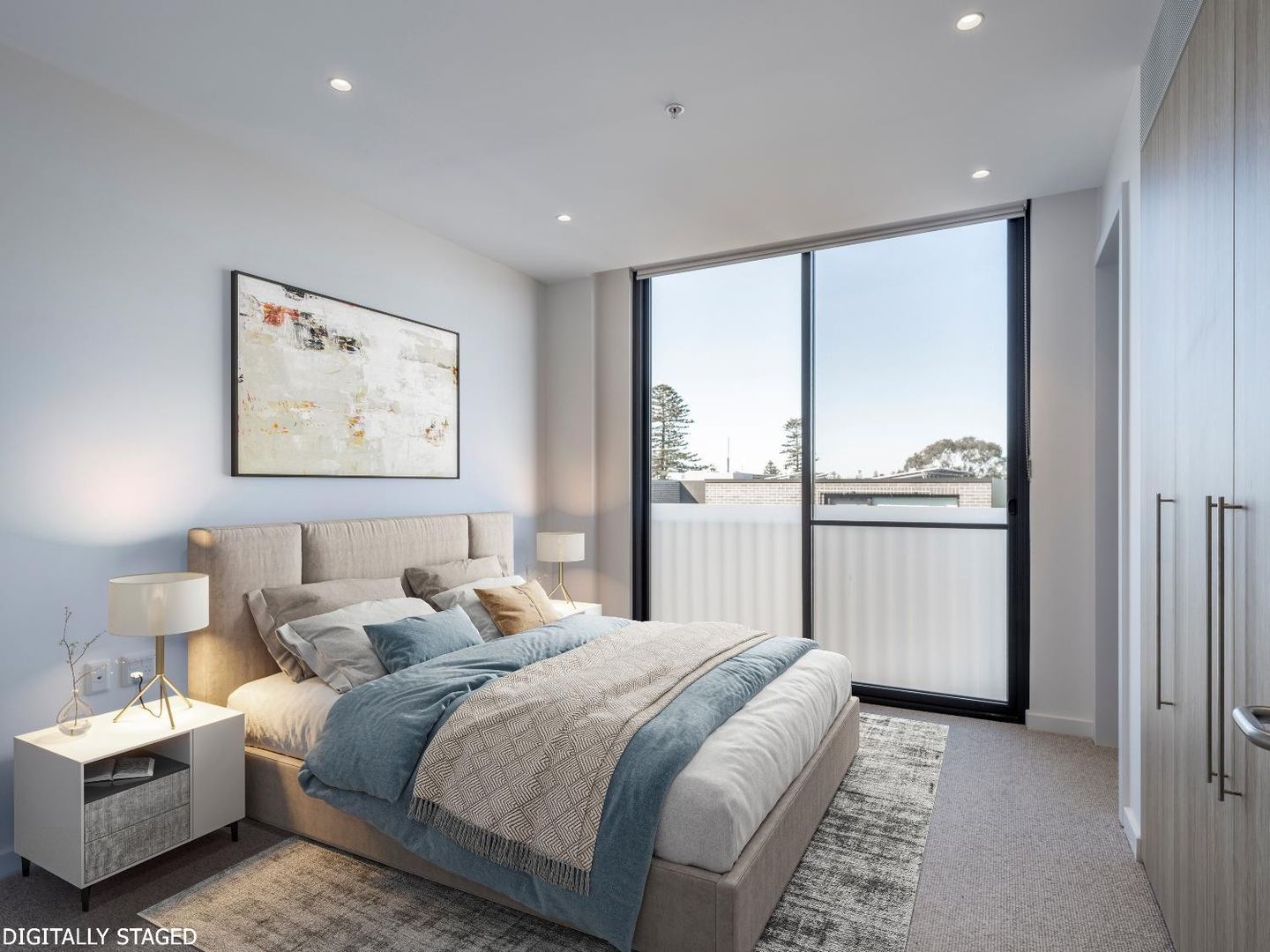 Bright North-East Apartment