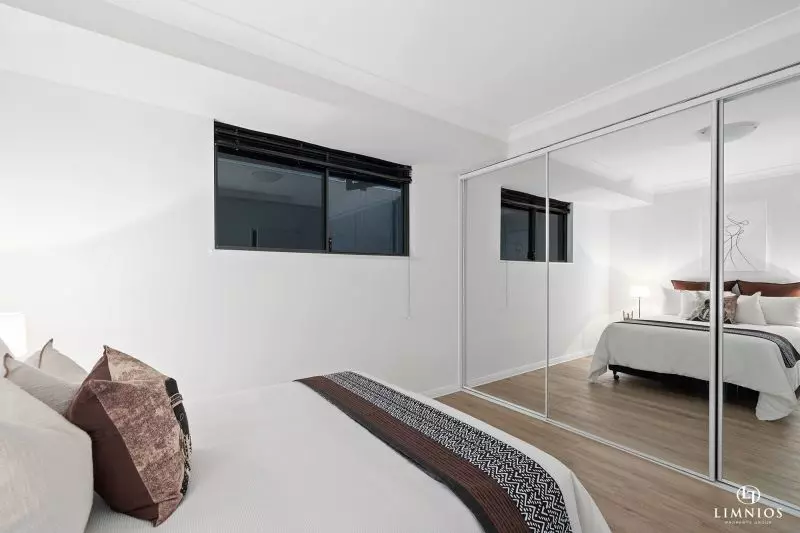 Vibrant Inner City Living!