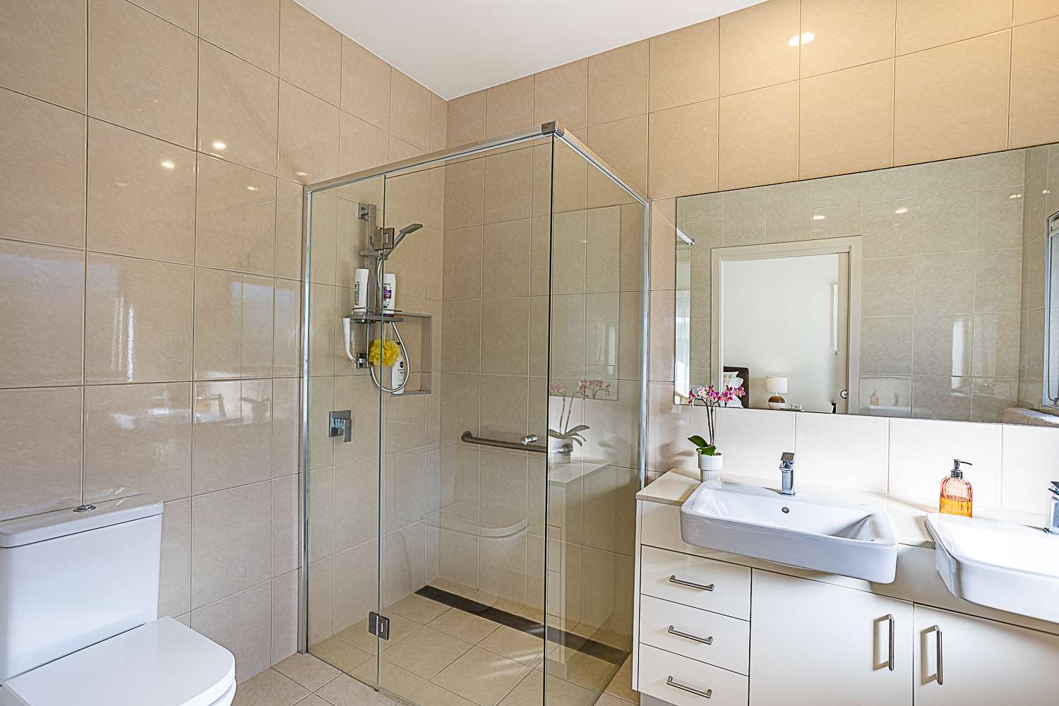 Matisse II- by Palm Lake Resort Tea Gardens