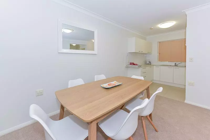 Spacious first floor north facing apartment