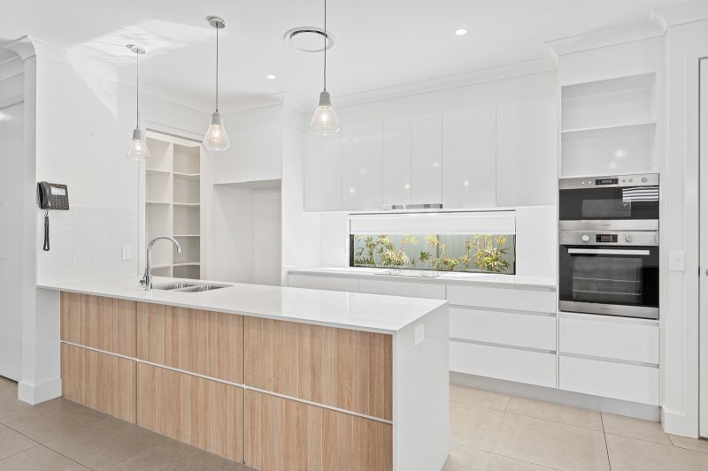 Everyday Elegance - Modern Two-bedroom Home