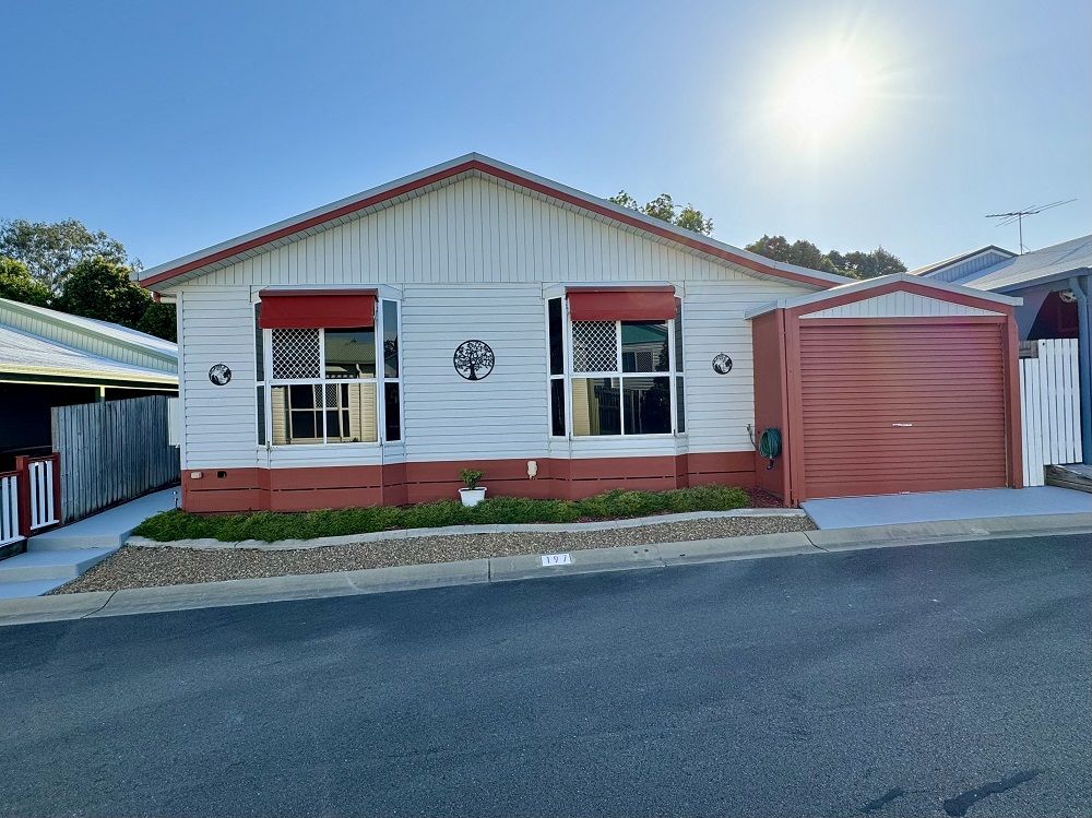 Introducing an Exquisite 3 Bedroom Home - GREENBANK GARDENS