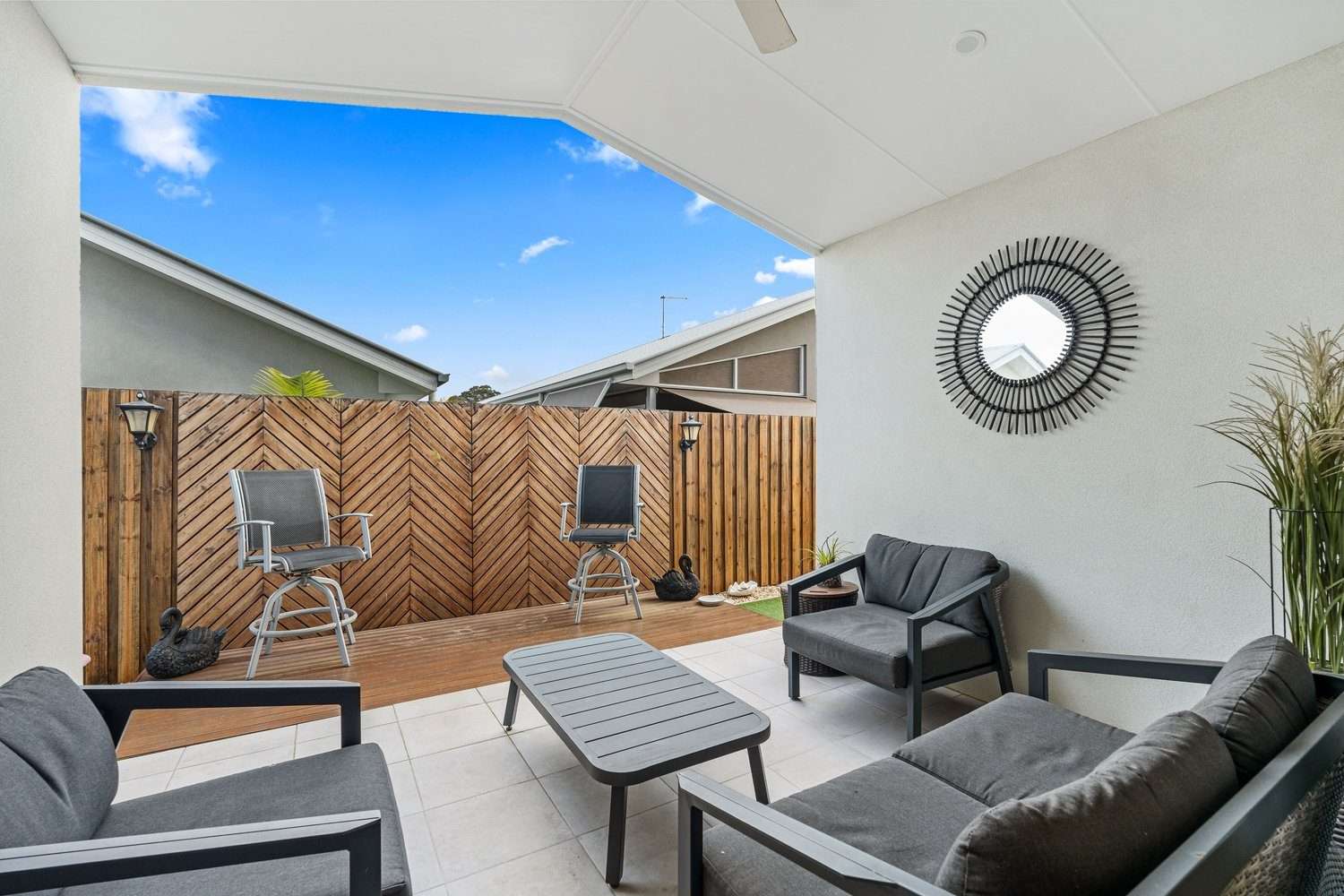Stylish Living, Flexible Space