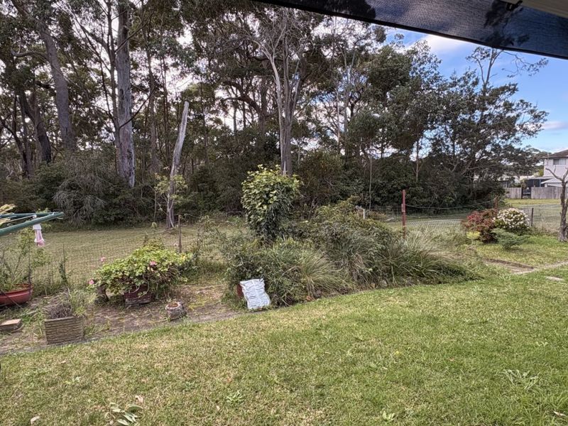 1 x Bed, 1 x bath, study and carport.