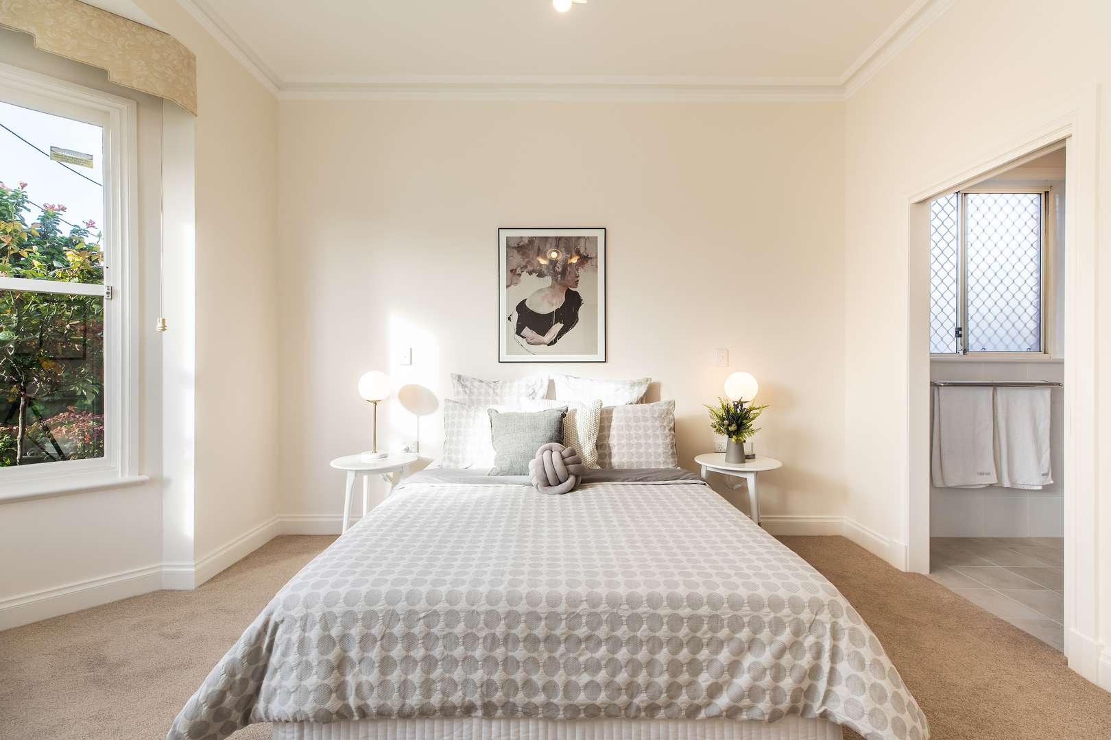 Experience luxury living by the beach at Scarborough Mews