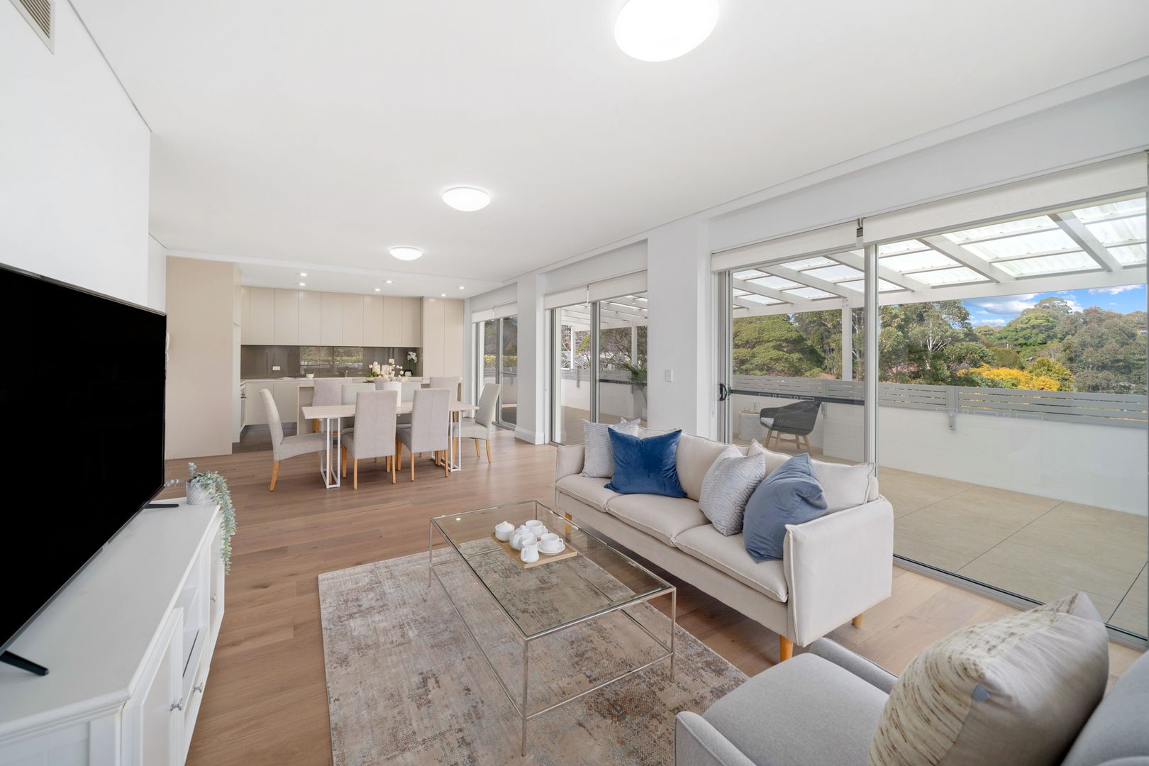 Outstanding 3 Bedroom Penthouse