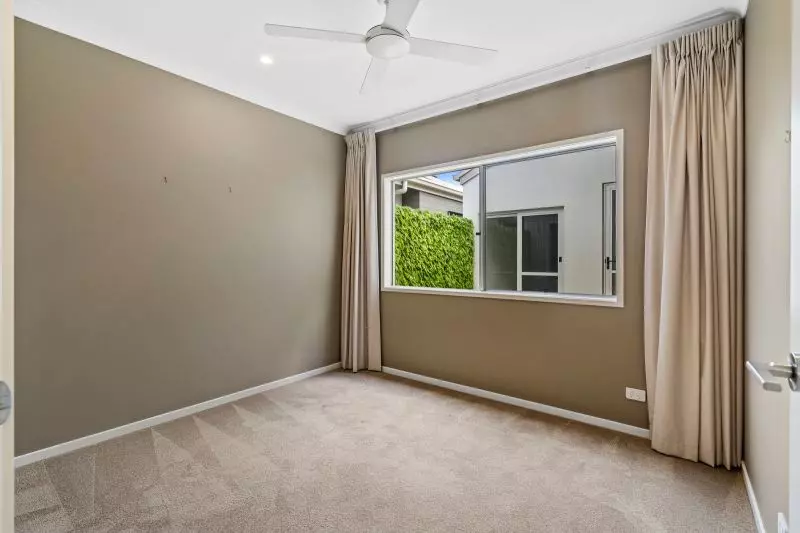 Site 425 - Established Special Design