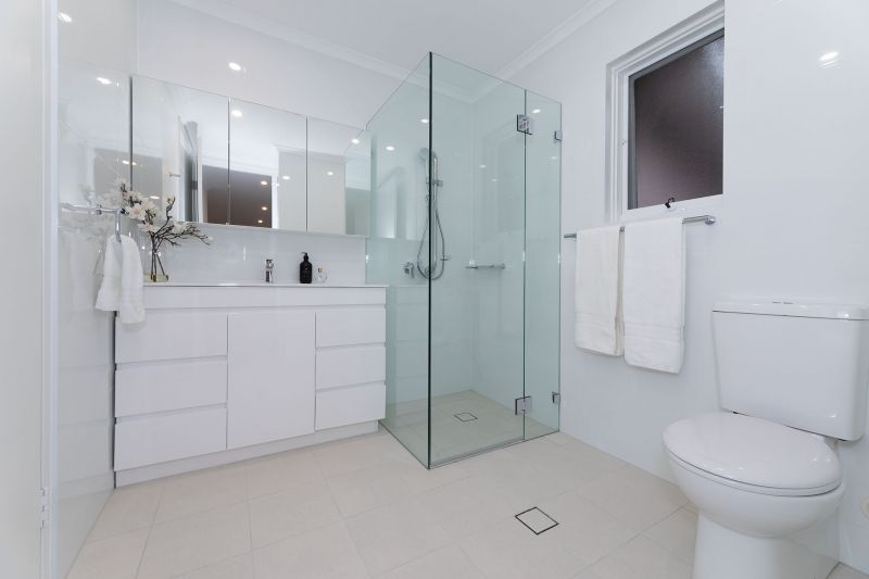 Fully Refurbished Large 3 Bedroom Unit with a Stunning Bushland Outlook