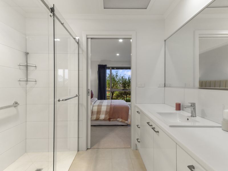 Fresh Interiors, Great Location