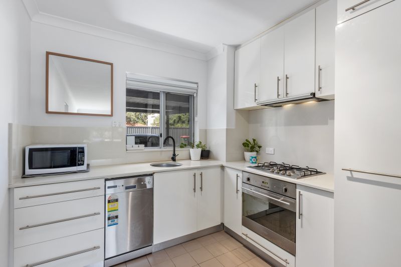 Charming Yokine Gem!