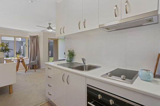 Newly renovated one-bedroom villa near the entrance