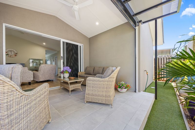 Simplicity, Comfort & Modern Alfresco Living