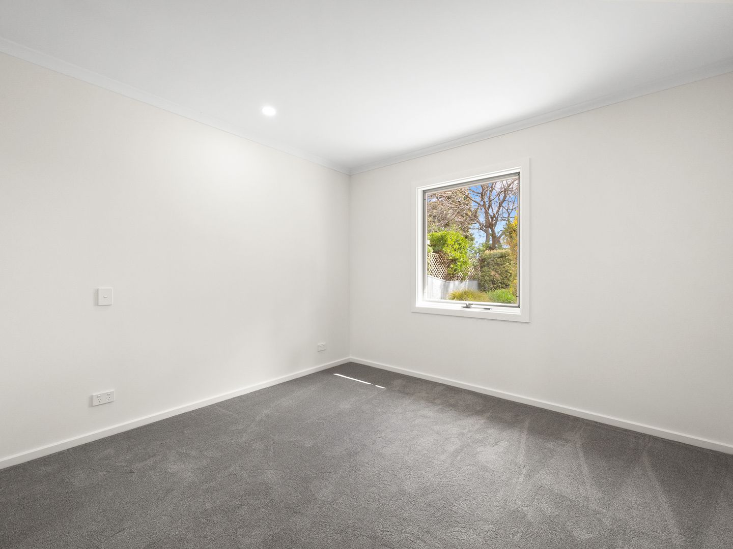 Retirement Living for the over 60's in Paradise located near Linear Park 