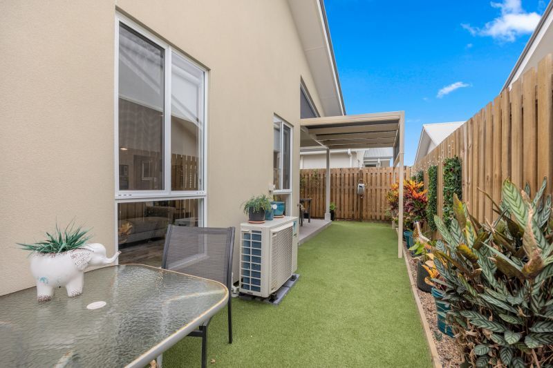 Modern Two Bedroom Home + Study