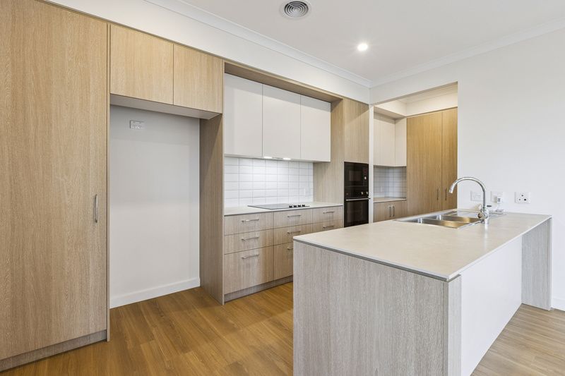 “Lupus Design” Villa Offering Space and Light