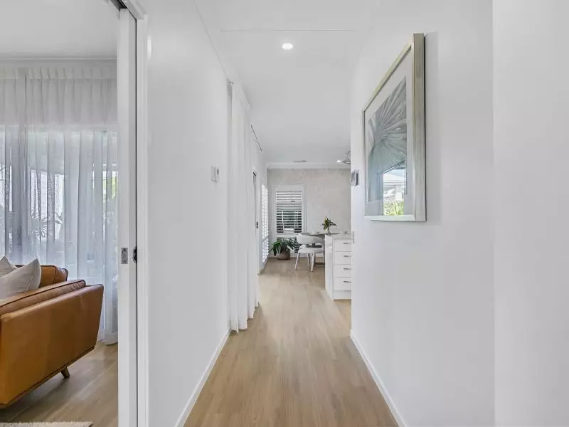 Site 36 - Established Noosa Gold (Hampton Facade)