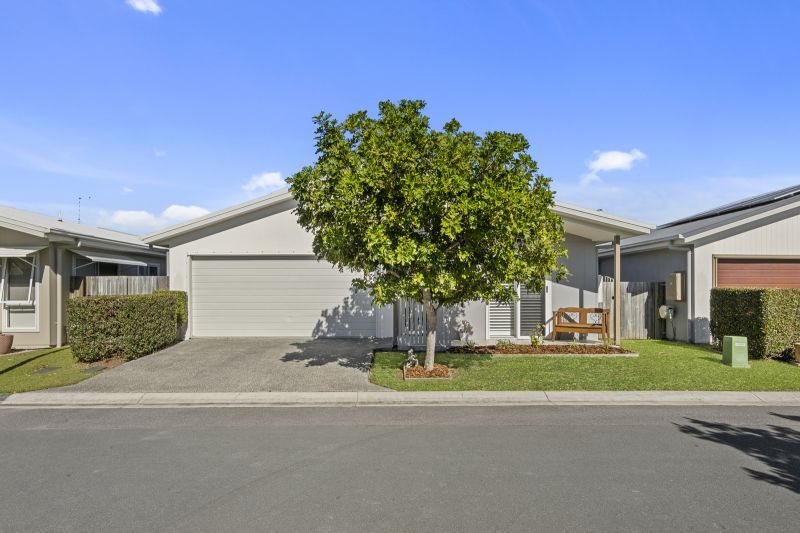 Modern Elegance in a Prime Location!