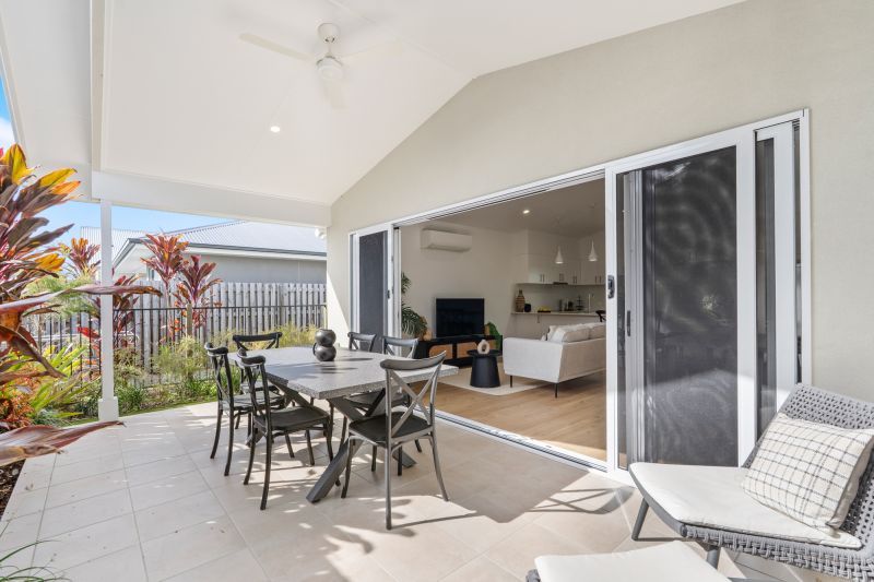 Pristine Ex-Display Home – Move-In Ready!