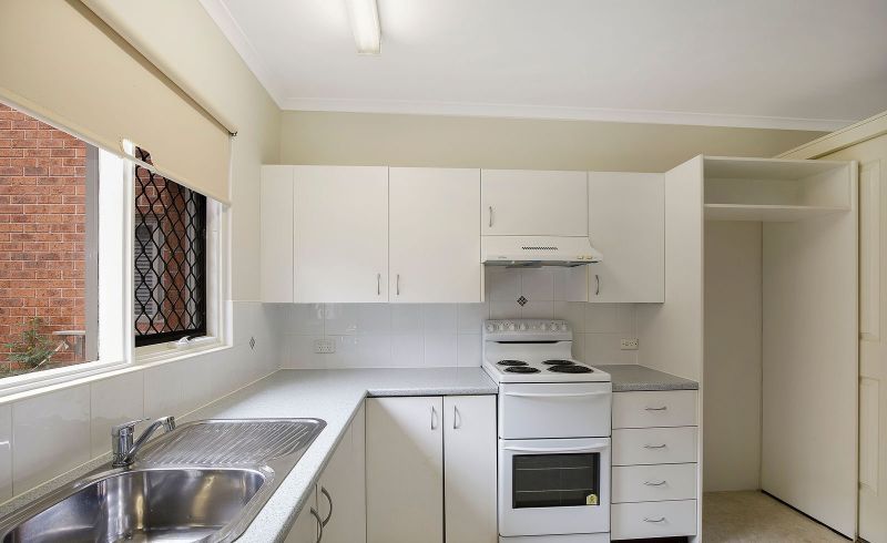 Bright and sunny ground floor unit