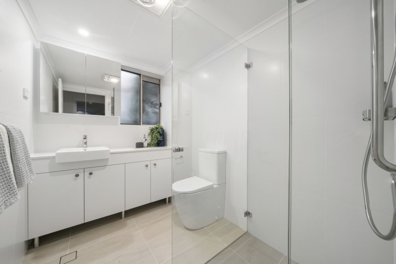 Showpiece residence, exceptional contemporary luxury