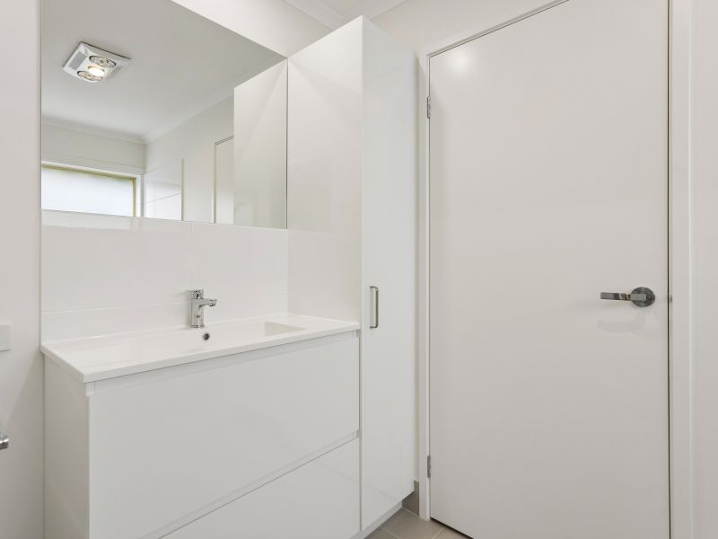 Beautifully Refurbished Villa Living