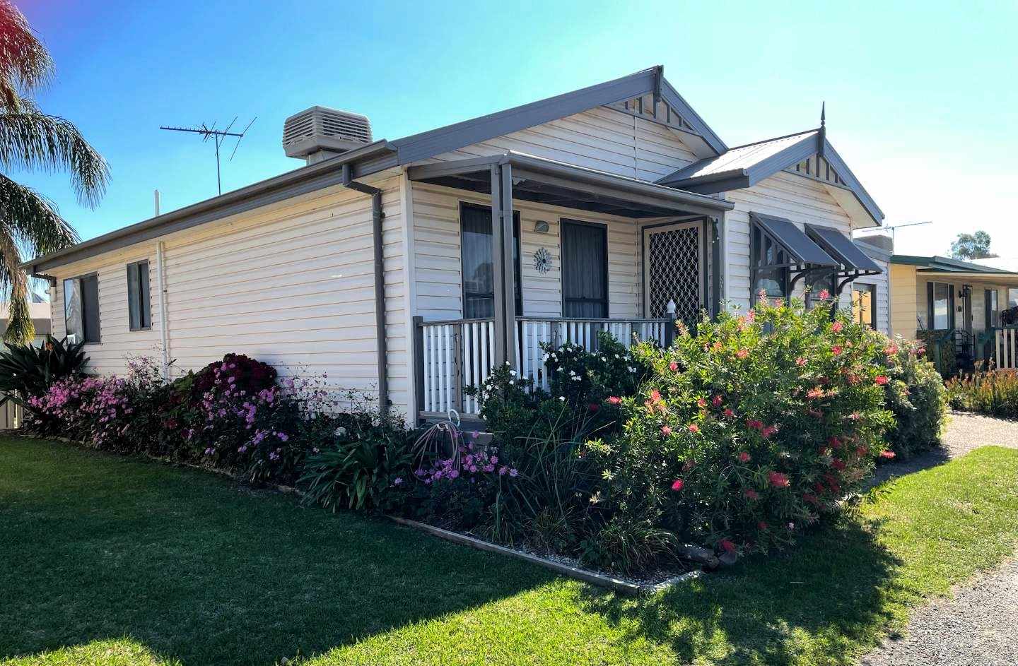 Sun Country Lifestyle Park - Permanent Living