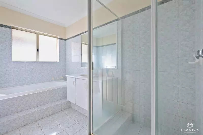 Top Of The Hill With City Views!