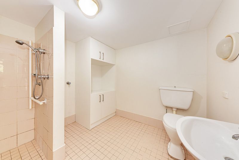 Spacious Ground Floor Apartment