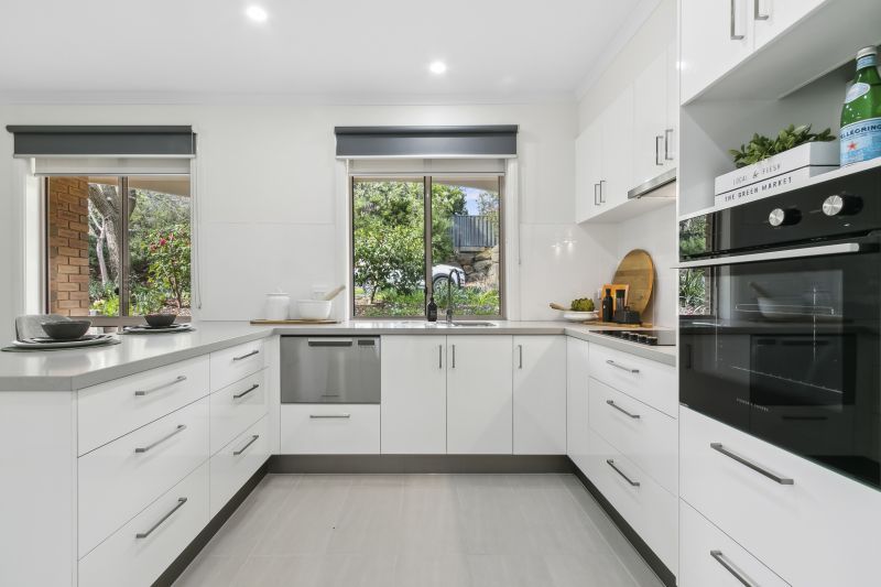 Unique fully refurbished 2-bedroom + study townhouse with lift