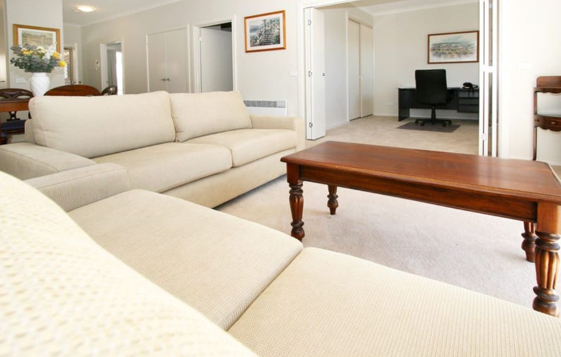 Unit 84 - Freshly painted ready for you to move in. Please call for an appointment.