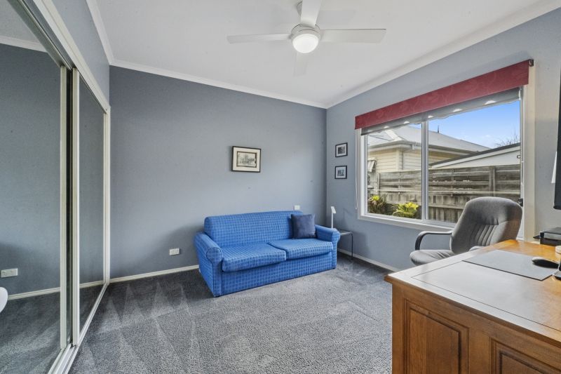 Stylish Home Near Amenities