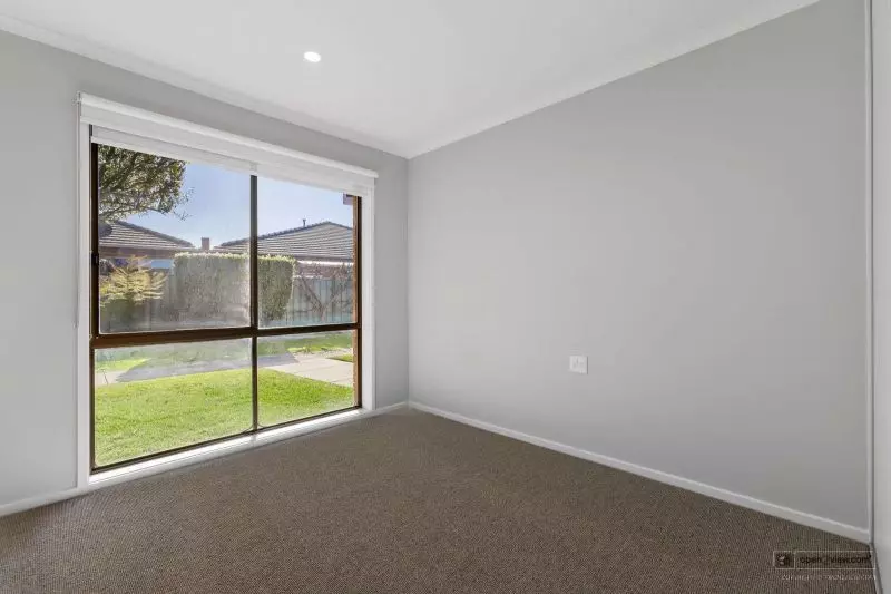 Fully Renovated Light filled 2-Bedroom Unit