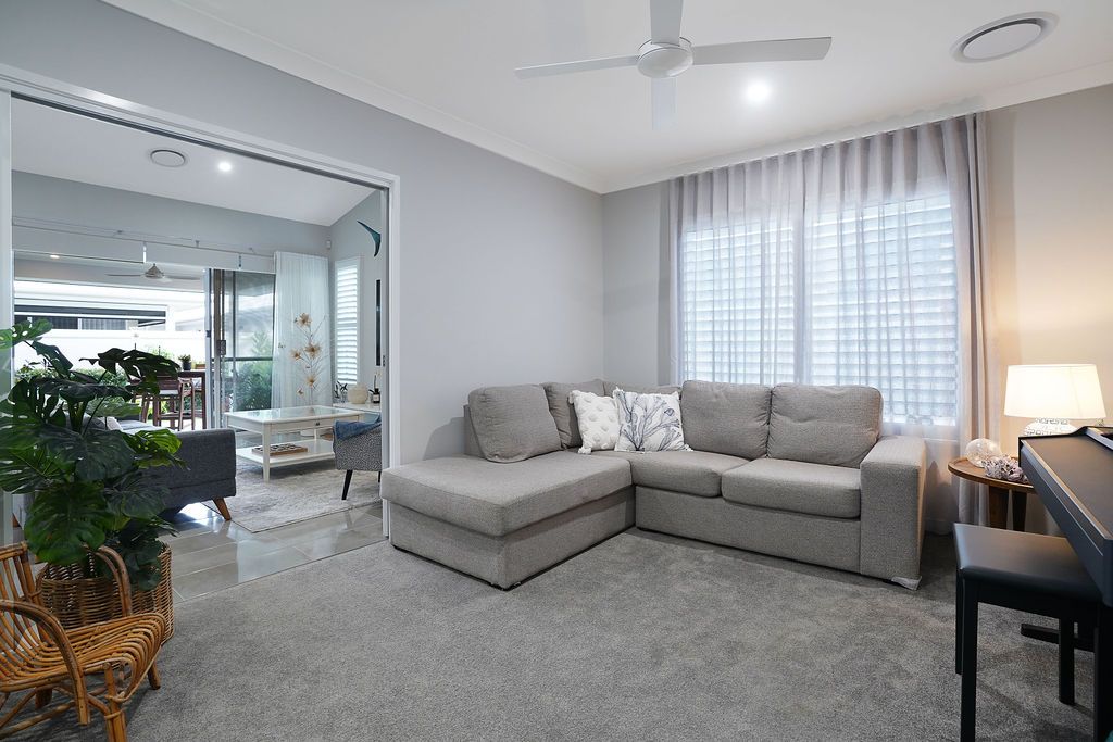 203 Beachmere Bay